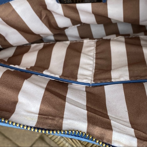 Urban Expressions Blue Woven Straw Tassel Bag - Picture 6 of 7